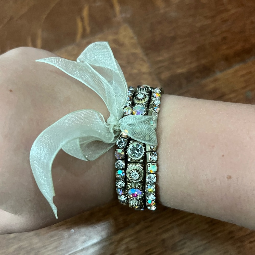 Gold bracelet set
